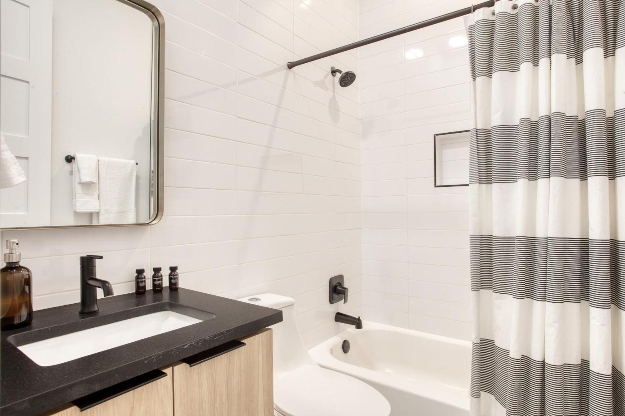 Melody By Avantstay Peloton Included Sleek Home Austin Ngoại thất bức ảnh